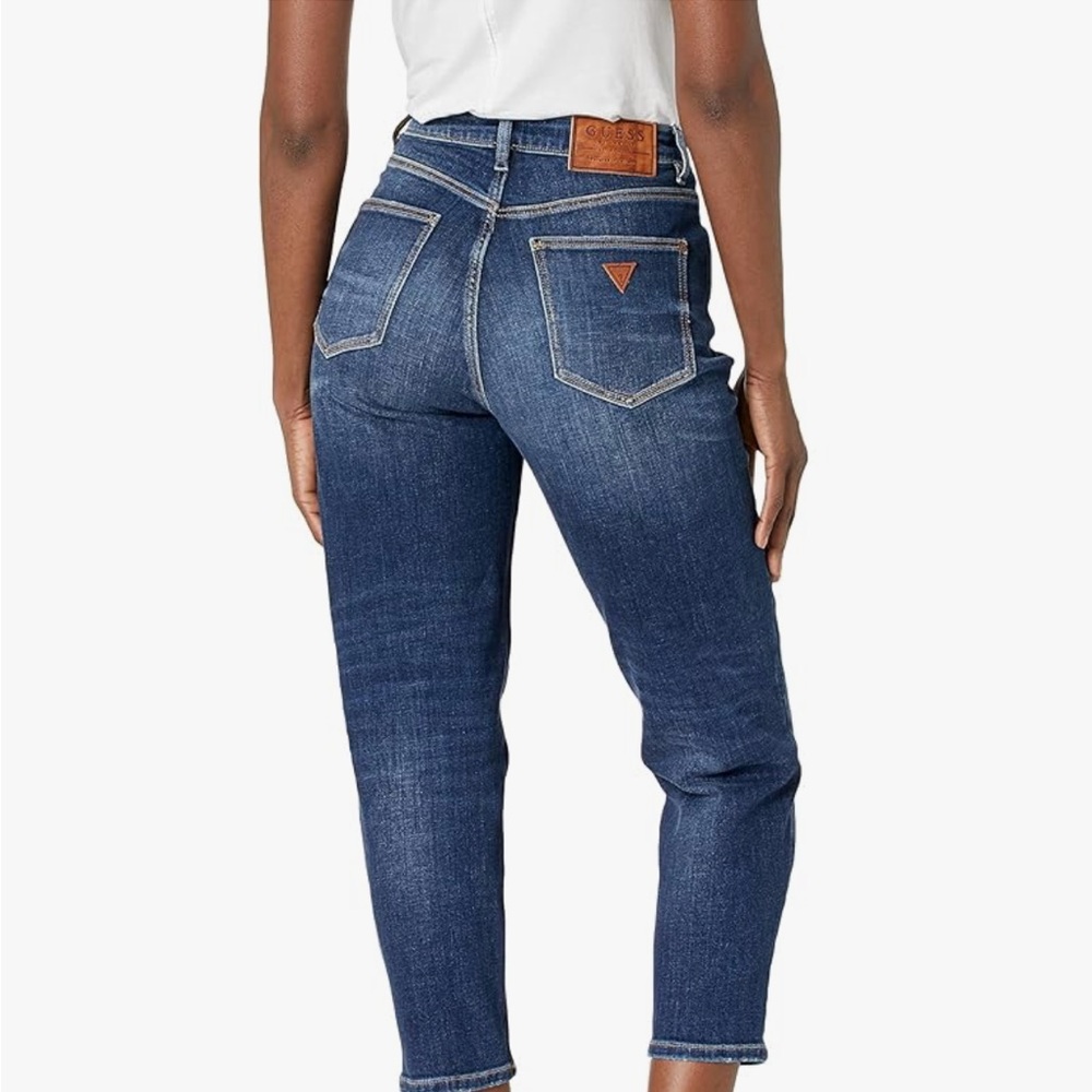 GUESS Women's Eco Relaxed Mom Jean